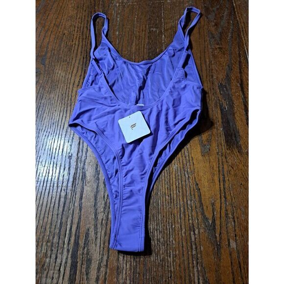 New Small Fabletic Wild Wisteria Purple NOA Sexy One Piece Swimsuit Bathing Suit - Picture 10 of 11
